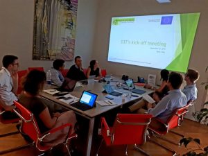 20190916_Kick-offMeeting1-1030x773