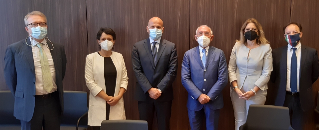 Firmato il Protocollo d’Intesa tra il Garante per la Privacy e Torino Wireless